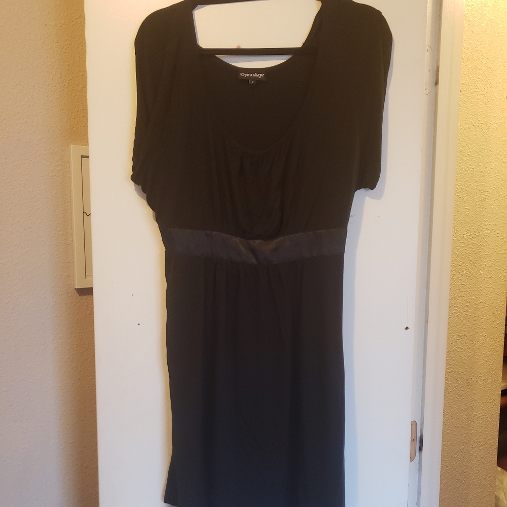 Maternity dress Lg